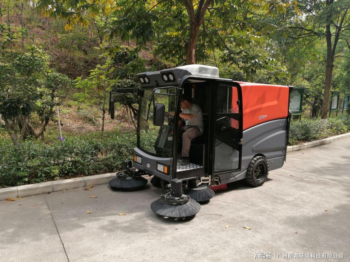 道路清扫车视屏，清洁城市，守护环境